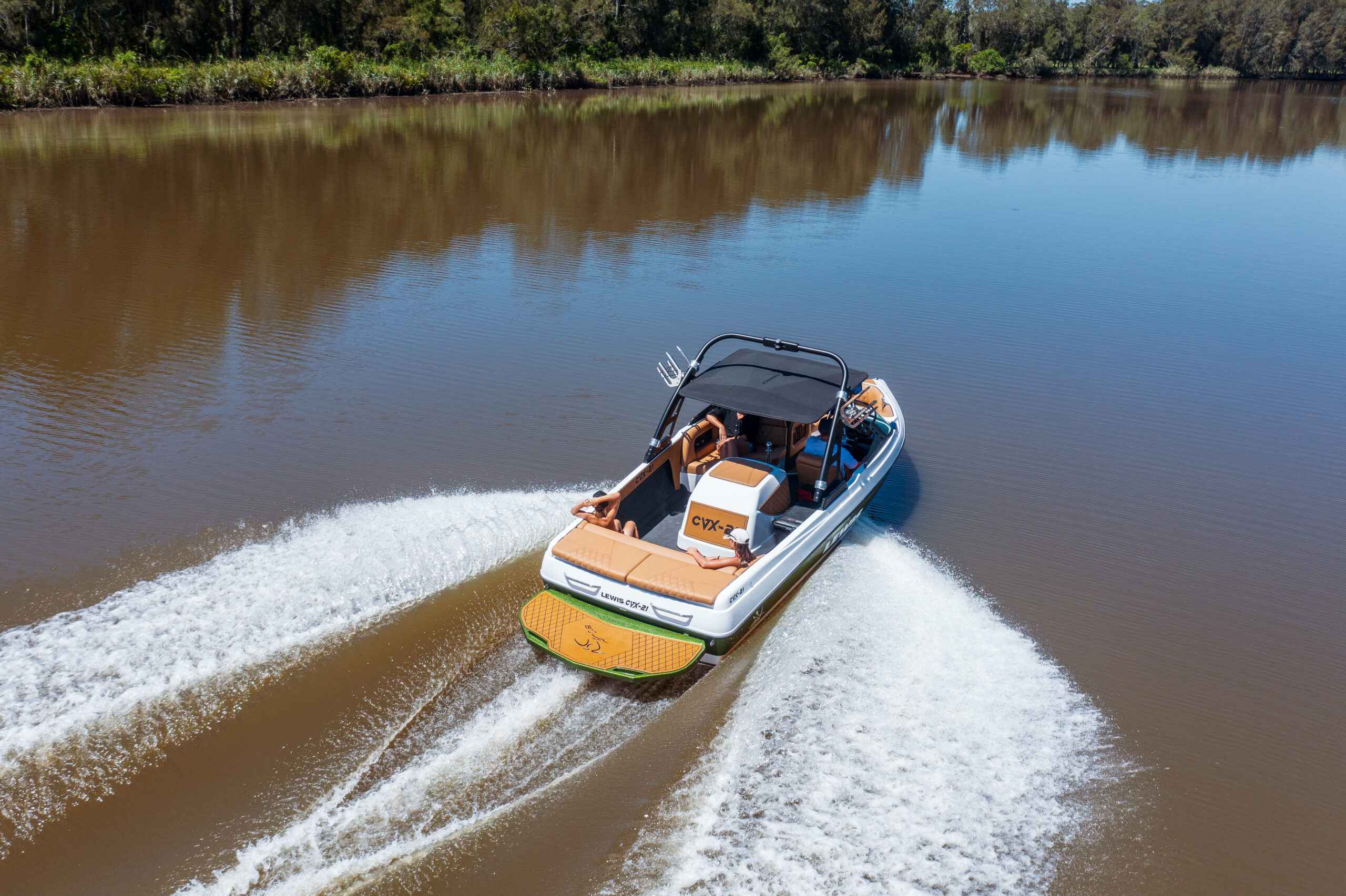 Lewis-CVX-21-6.2L-MerCrusier-Boat-Drone-7-scaled_6_11zon